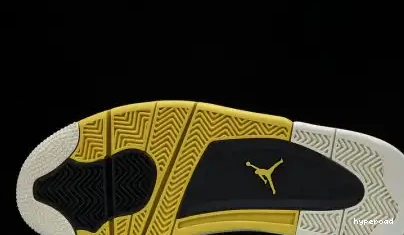 Hyperoad Air “VividSulfur” Jordan 4 WMNS 0626